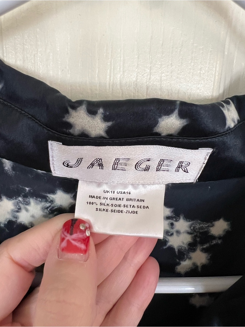 Jaeger 100% Silk Star Print Blouse Muted Black Celestial UK 18 US 16 - Picture 2 of 10